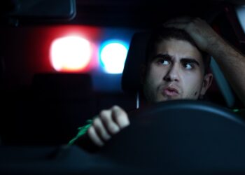 Конфискация автомобилей: нарушителей за вождение без прав теперь наказывают строже — АВТО НОВОСТИ