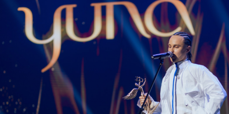 Победители YUNA-2022: Артем Пивоваров — лучший певец, Настя Каменских – лучшая певица, Wellboy – открытие года