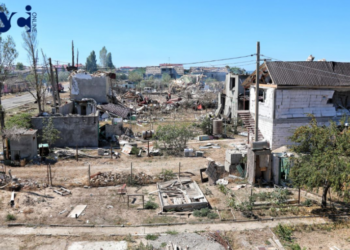 Ракетний удар по Затоці: шоковані мешканці та зруйновані будинки (ФОТО)