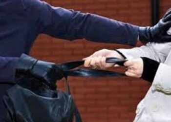 В Измаиле мужчина избил девушку и ребенка, чтобы ограбить