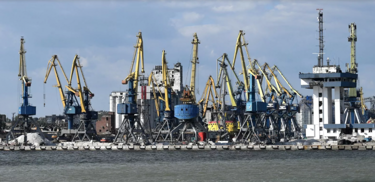 В Стамбуле анонсировали четырехстороннюю встречу по поводу вывоза зерна из заблокированных украинских портов