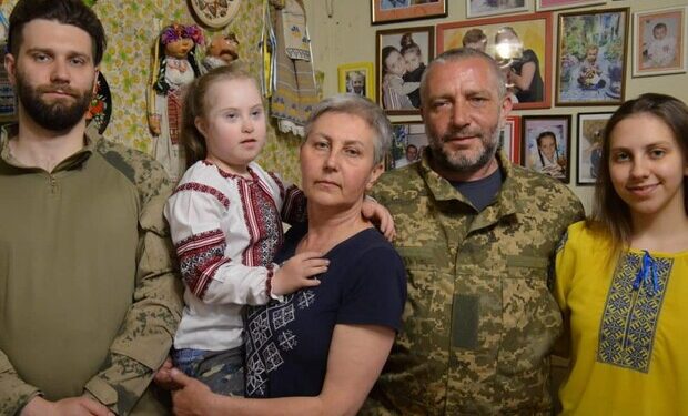 Волонтеры и воины ВСУ: как многодетная семья из Одессы встала на защиту страны