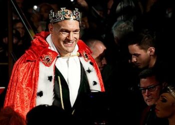 Фьюри отказался от 350 млн ради схватки с Усиком. Сроки боя уже известны