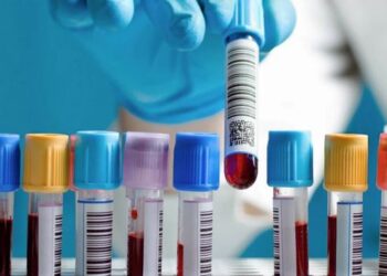 Кабмин разрешил украинским производителям реализовывать препараты на основе крови за границей