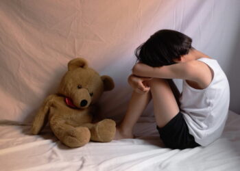 У Києві засуджено матір, яка знімала у порно та розбещувала 5-річну дитину  | Кримінальні новини