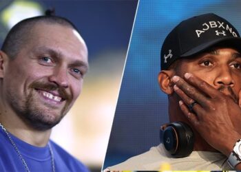 Судьи украли у Усика нокаут в бою с Джошуа. Украинец упал на колени и перекрестился