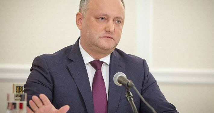 Додон відмовився від зустрічі з Порошенко