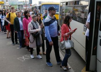 В Україні маршрутки замінять неолайнерами