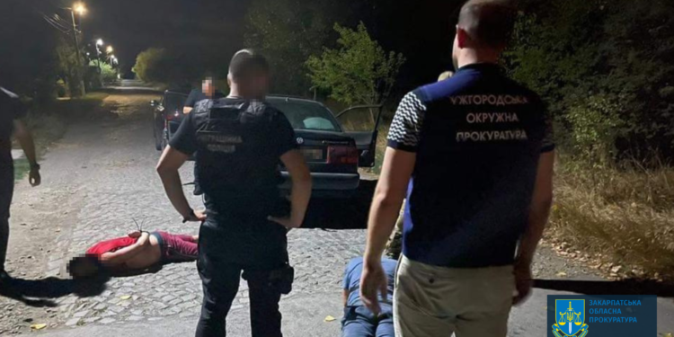 На Закарпатті викрито переправників ухилянтів, які знаходили клієнтів в інтернеті. ФОТО | Кримінальні новини