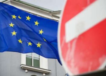 Вся Европа не запретит въезд россиянам, но пассажиропоток упадет – Кулеба