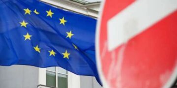 Вся Европа не запретит въезд россиянам, но пассажиропоток упадет – Кулеба
