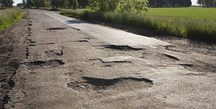 На Сокальщині “поремонтують” дороги. Десь за пів мільйона, а десь – за 10 тис грн – Новини Львова та області