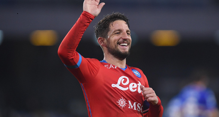 Мертенс вылетел в Стамбул для подписания контракта с «Галатасараем» (6 августа 2022 г.) — Новости футбола