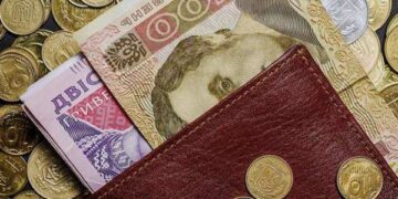 Все йде за графіком: у ПФУ розповіли, як виплачуються пенсії