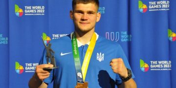 Кращим спортсменом липня на Черкащині став кікбоксер