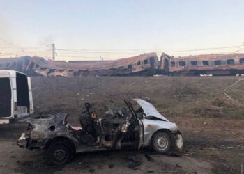 На Дніпропетровщині ворог вдарив ракетами по залізничній станції: загорілися чотири вагони, п’ятнадцять людей загинули