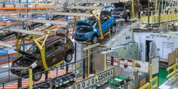 Потери Renault от ухода из РФ составили 2,3 млрд евро, но на других рынках прибыль растёт — АВТО НОВОСТИ