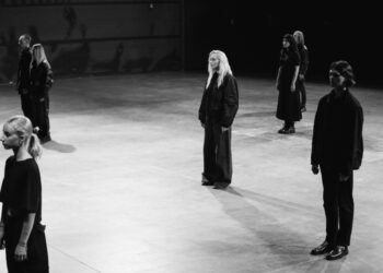 ROXOLANA переспівала гіт Кузьми Скрябіна «Люди, як кораблі» |