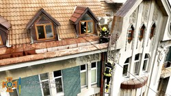 В центрі Одеси палає будинок (ФОТО, ВІДЕО)