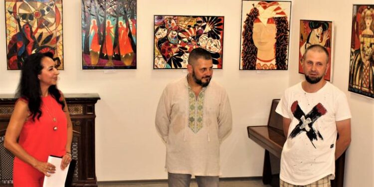 В Измаиле в День Независимости Украины открылась выставка картин народного художника Украины Николая Прокопенко – (ФОТО)