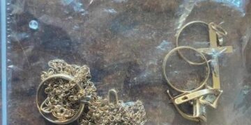 В Одесі шахрайка виманила у жінки золоті прикраси | Надзвичайні події Одесса та область
