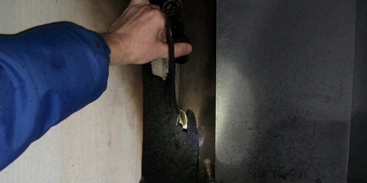 У Житомирі викрито спритників, які викрали природного газу на мільйони гривень | Кримінальні новини