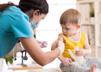 Канада одобрила вакцину Moderna для прививки детей в возрасте от 6 месяцев