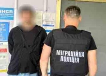 Поліція Вінниччини домоглася видворення з України кримінального авторитета-іноземця | Кримінальні новини