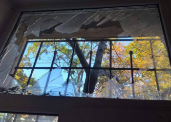 Атака дронів: в Одесі пошкоджені чотири житлові будинки, одна людина загинула