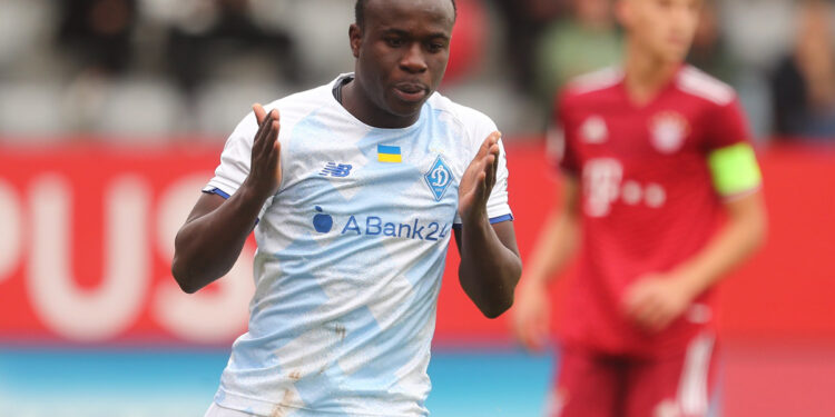 Самба Диалло помог своей сборной выйти в финал африканского турнира (ВИДЕО) (10 сентября 2022 г.) — Новости футбола