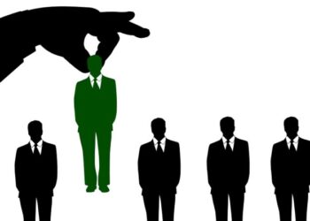 Эйджизм: как бороться за право работать