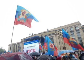 Жителі «ДНР» і «ЛНР» зібрали мільйон підписів під зверненням до Володимира Зеленського