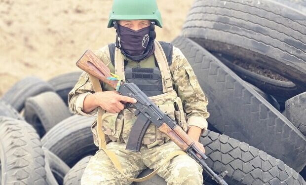 Истории войны: раненого одесского пограничника спасли жители Херсона