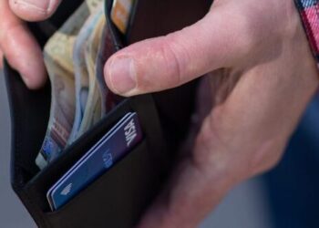 НАПК разъяснило украинцам, как декларировать свои расходы — Суспільство Одеси