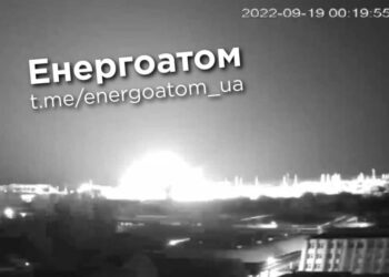 Окупанти обстріляли територію Південноукраїнської АЕС: ракета впала за 300 метрів від ядерних реакторів