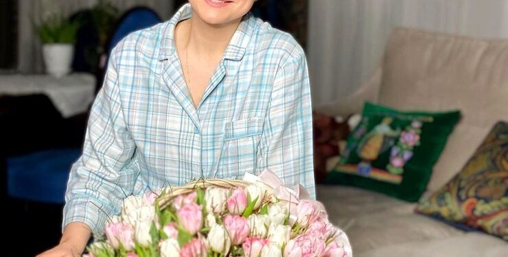 Стильно, модно, молодежно? Татьяна Брухунова попрощалась с жарой, показав летние образы | STARHIT