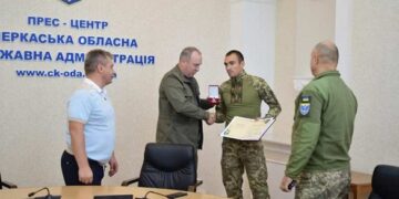 Учасник «Ігор воїнів» отримав відзнаку «За особливі заслуги перед Черкащиною»