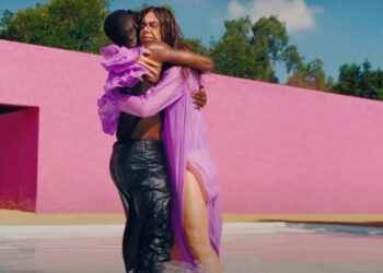 Українка Таню Муіньо зняла кліп на трек Елтона Джона та Брітні Спірс |