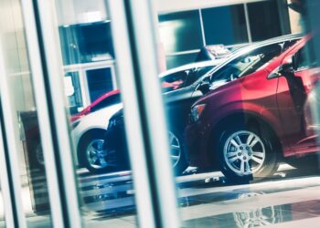 В ФТС России рассказали о том, какие автомобили нельзя ввозить в страну из Казахстана — АВТО НОВОСТИ