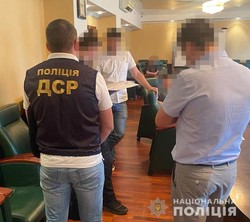 В Одеській області затримали керівництво порту Південний за незаконну схему нарахування зарплати