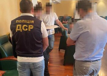 В Одеській області затримали керівництво порту Південний за незаконну схему нарахування зарплати | Одеський Кур’єр