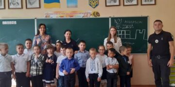 Єдиний урок з безпеки від рятувальників спільно з патрульними поліцейськими триває в Ізмаїлі —