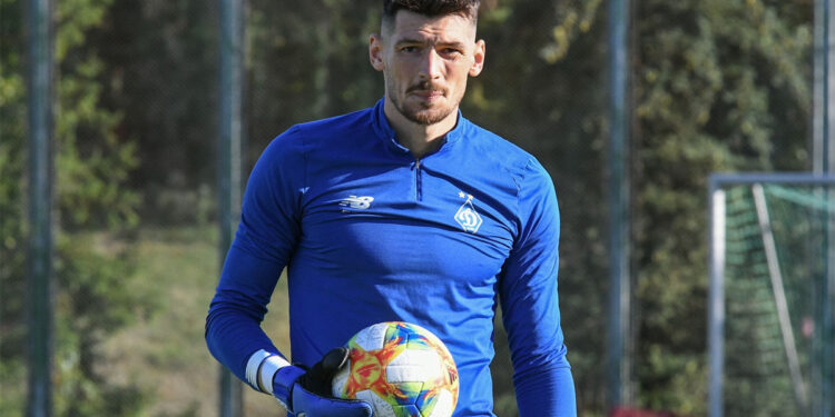 Денис Бойко выбыл до конца сезона — у него травма крестообразной связки колена (11 октября 2022 г.) — Новости футбола