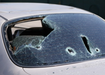 На Херсонщині рашисти на своєму блокпості розстріляли цивільний автомобіль | Кримінальні новини