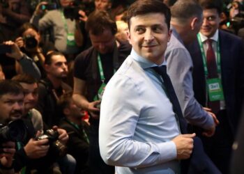 Зеленський розповів про що домовився з олігархами