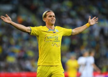 Михаил Мудрик: «Все считают, что самый сложный матч будет против Испании, но я думаю, что и с Румынией» (25 октября 2022 г.) — Новости футбола