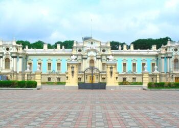 У Маріїнському палаці відбулися урочистості для військових