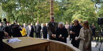 У Бабиному Яру відбулася спільна міжрелігійна молитва