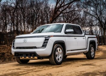 Lordstown Motors начала выпуск пикапа перед возможным крахом в следующем году — АВТО НОВОСТИ