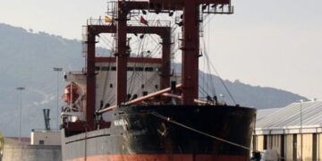 На Одещині за борги продали вантажне судно — Новини Одеської області